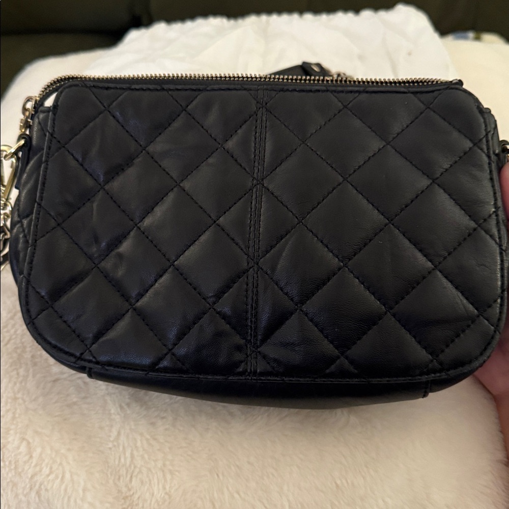 VINTAGE DKNY AMAZINGLY SOFT LEATHER CROSSBODY PURSE - Picture 2 of 7